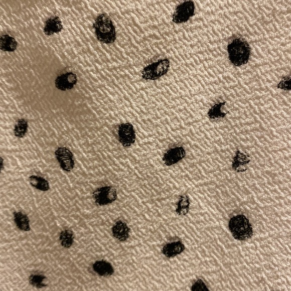 Dotted Layered Shell top - Picture 2 of 6